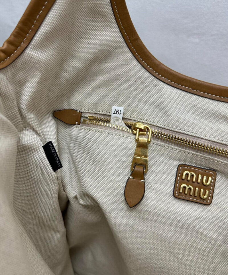 Miumiu IVY Leather Bag 5BG231